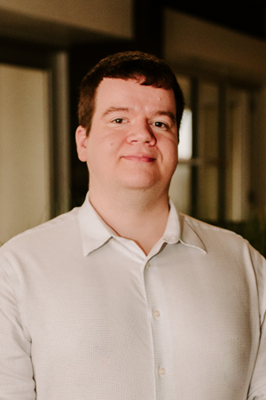 Steven Lee Cropped (use)